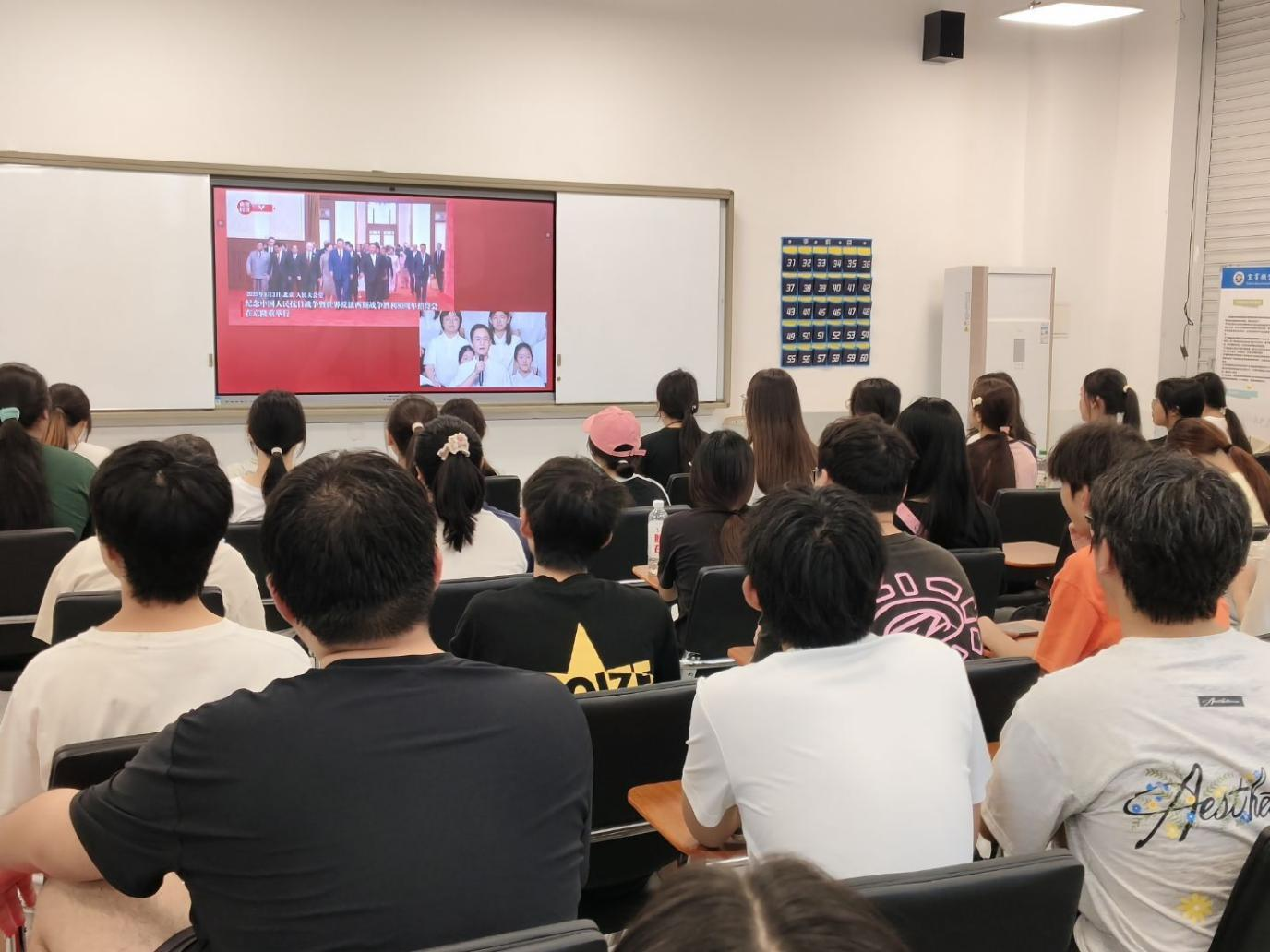 铭记历史守初心，勇担使命向未来——新能源电池学院党总支组织开展主题教育活动