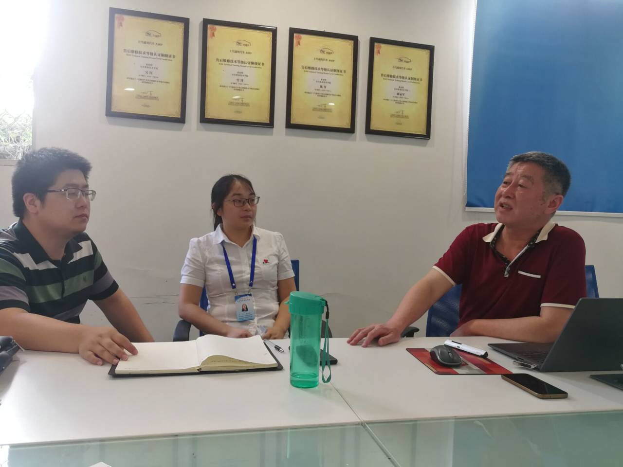 IQ)S){8[JNWMZZ6P)W]KLGB