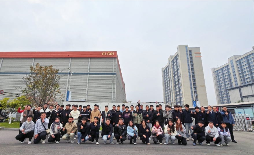 新能源电池学院师生赴时代吉利开展企业体验实践活动